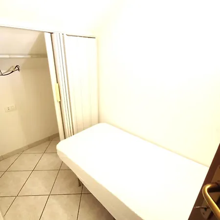Shr 1 Apartment *